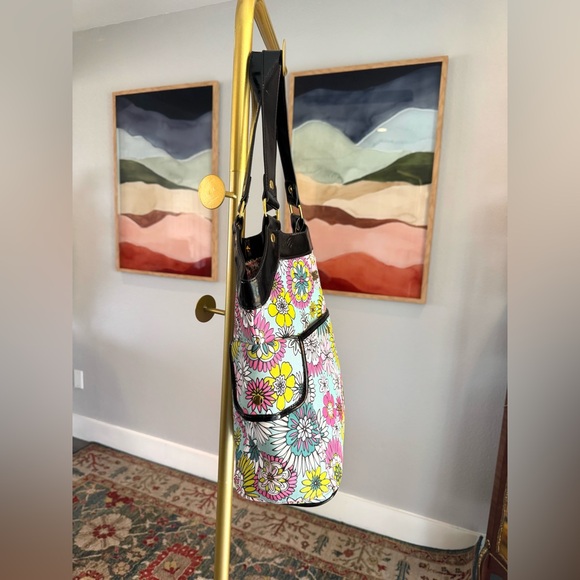 Maggi B Floral Tote Bag - Picture 2 of 9